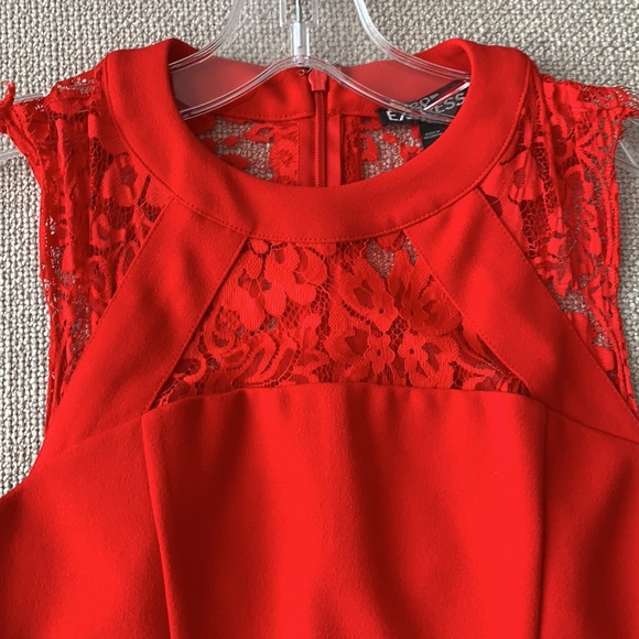 Red Lace Cocktail Dress - Picture 4 of 6